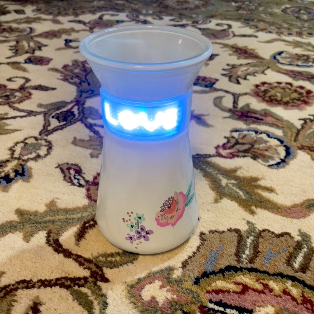 Floral viizzii™ Cinch Vase White With 6 Option LED Display Messages